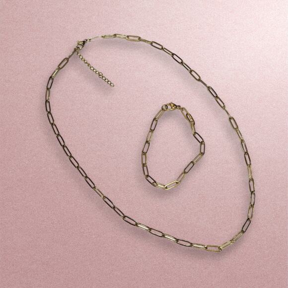 Gold‎ Paperclip 16 inch Necklace and Bracelet Set - Picture 2 of 9